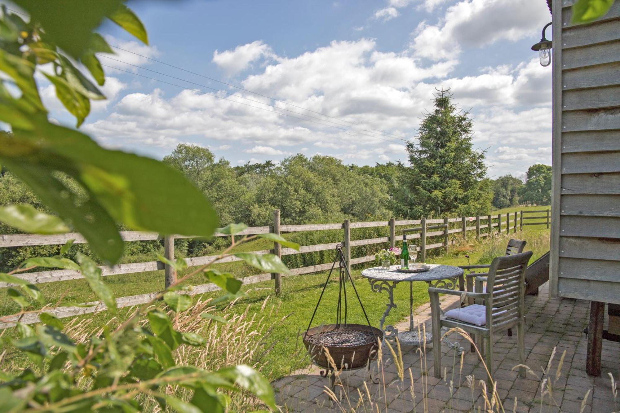 Vila The Parlour, For Alton Towers & The Peak District Uttoxeter Exteriér fotografie